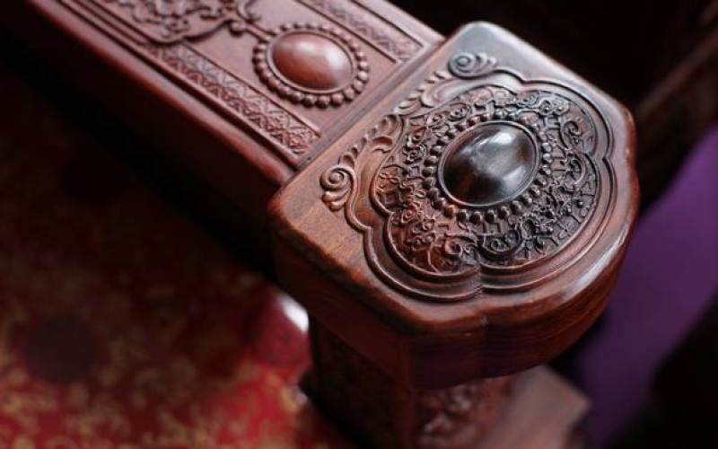 红木家具厂为您先容为什么各人都爱红木家具？